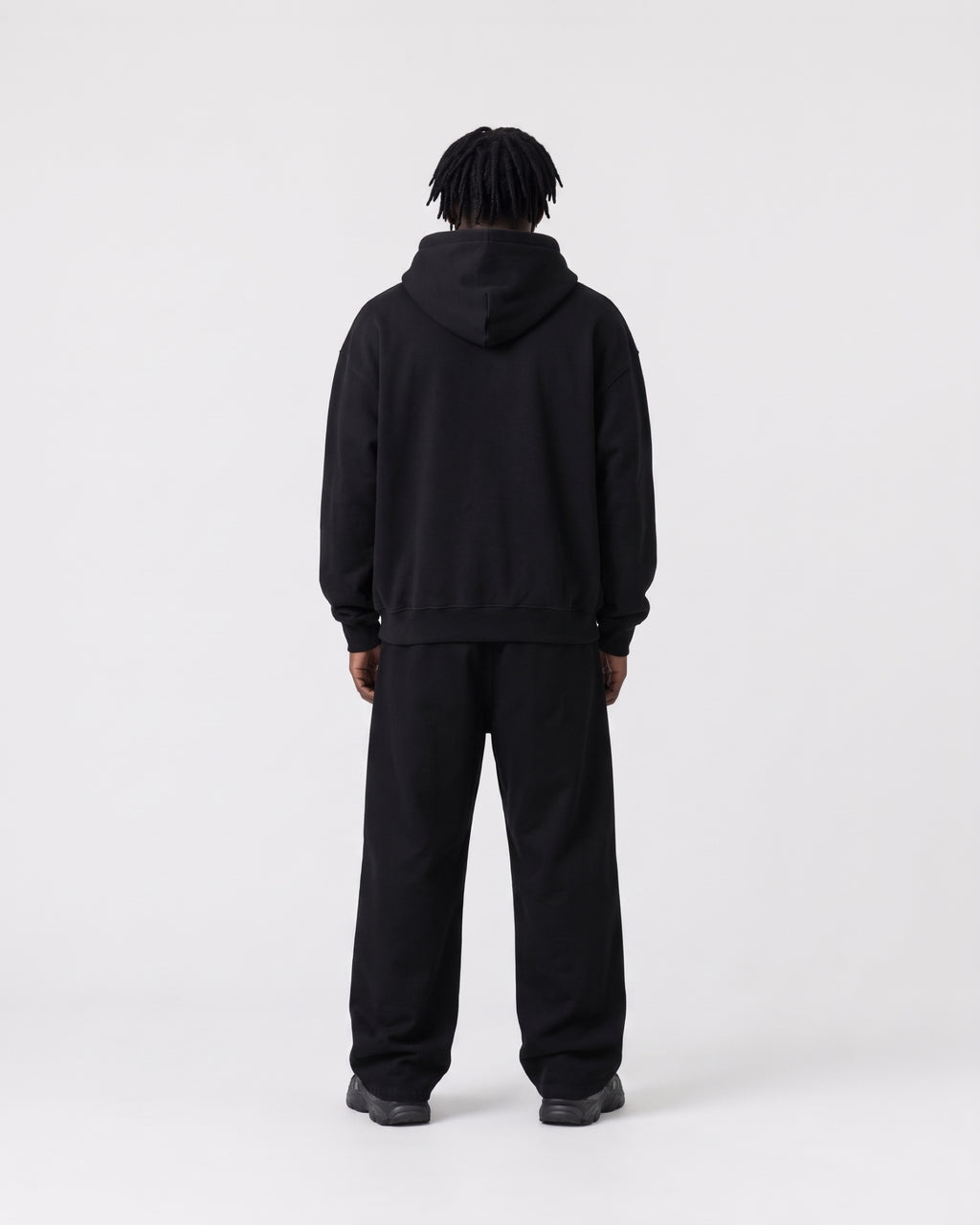 ESSENTIAL HOODIE — black porte dos