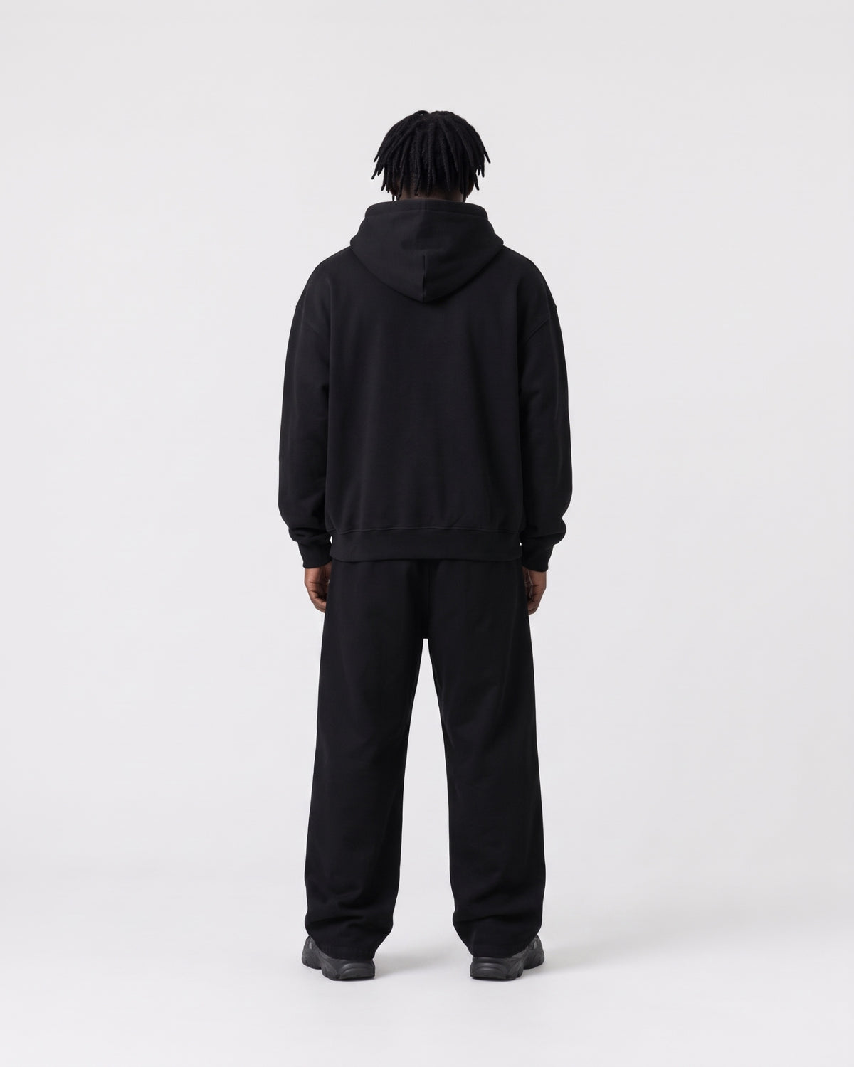 ESSENTIAL HOODIE — black porte dos