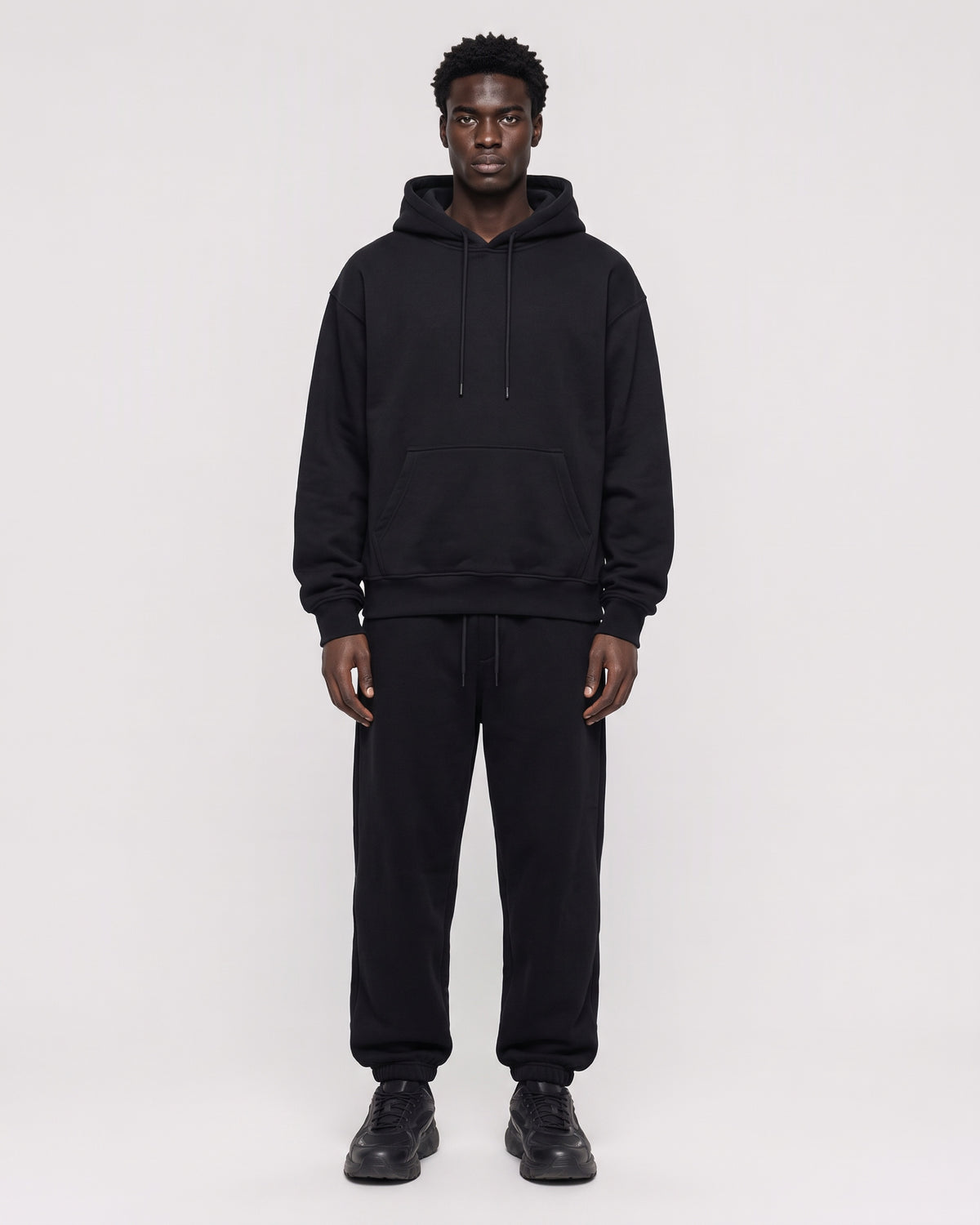 ESSENTIAL SWEATSUIT SET — black porte face
