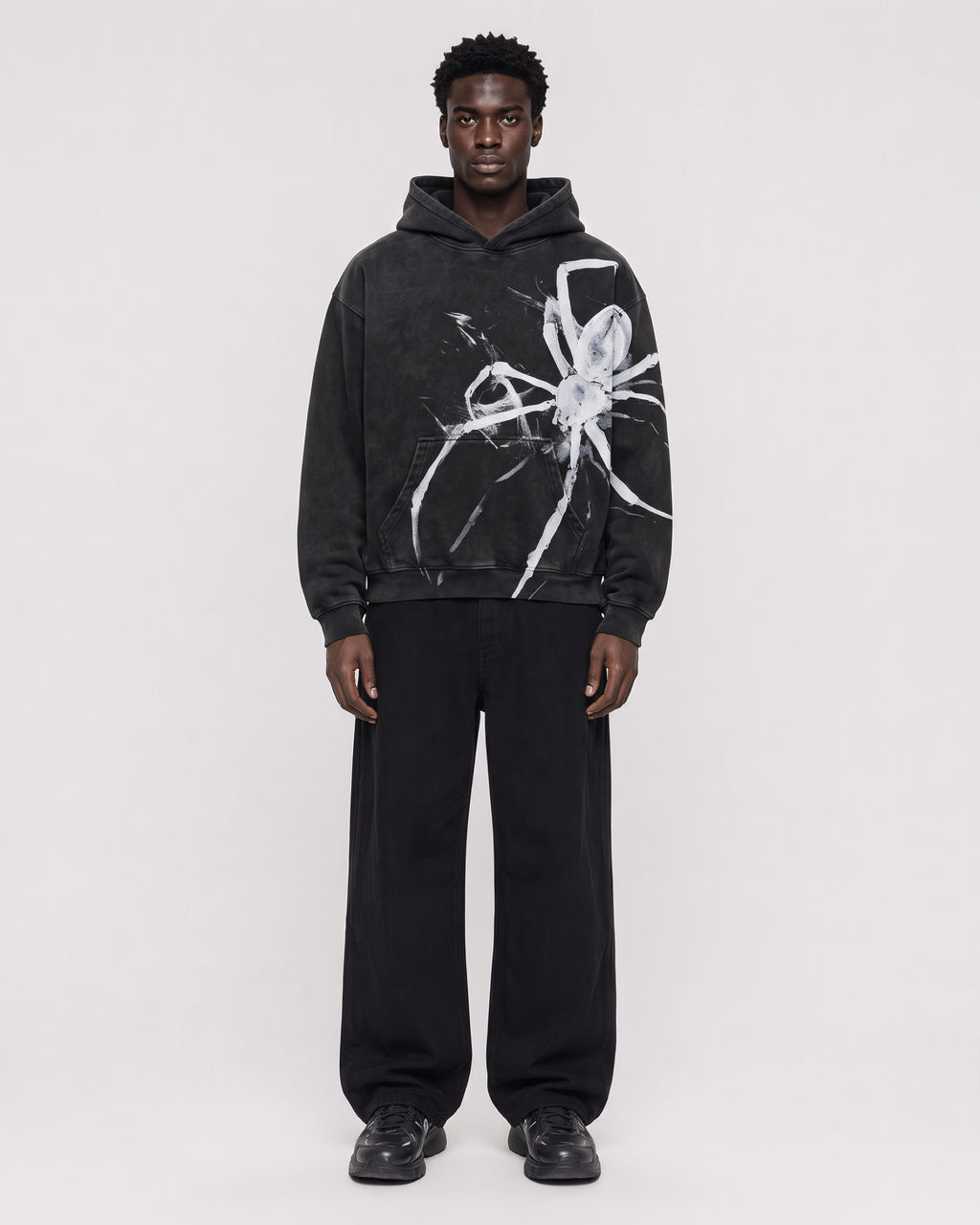 SPIDER WASHED HOODIE — spider-black-porte-face